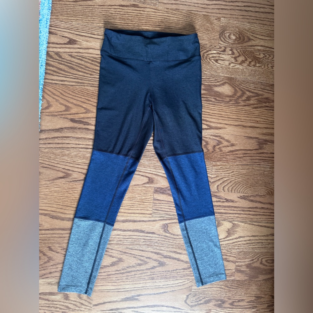 Outdoor Voices leggings Size S